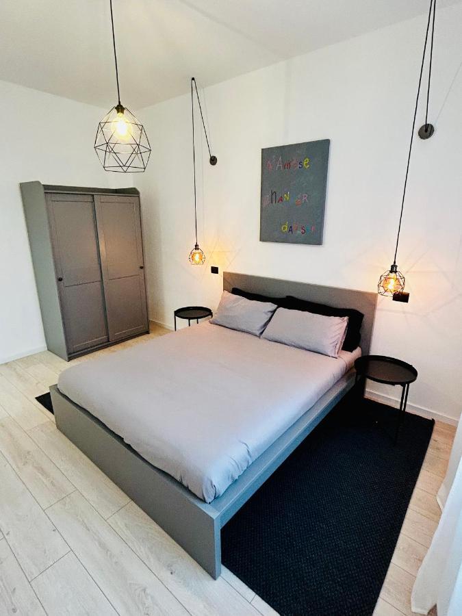 Design Moderno In Centro - Lainate- Rho Fiera Appartement Buitenkant foto