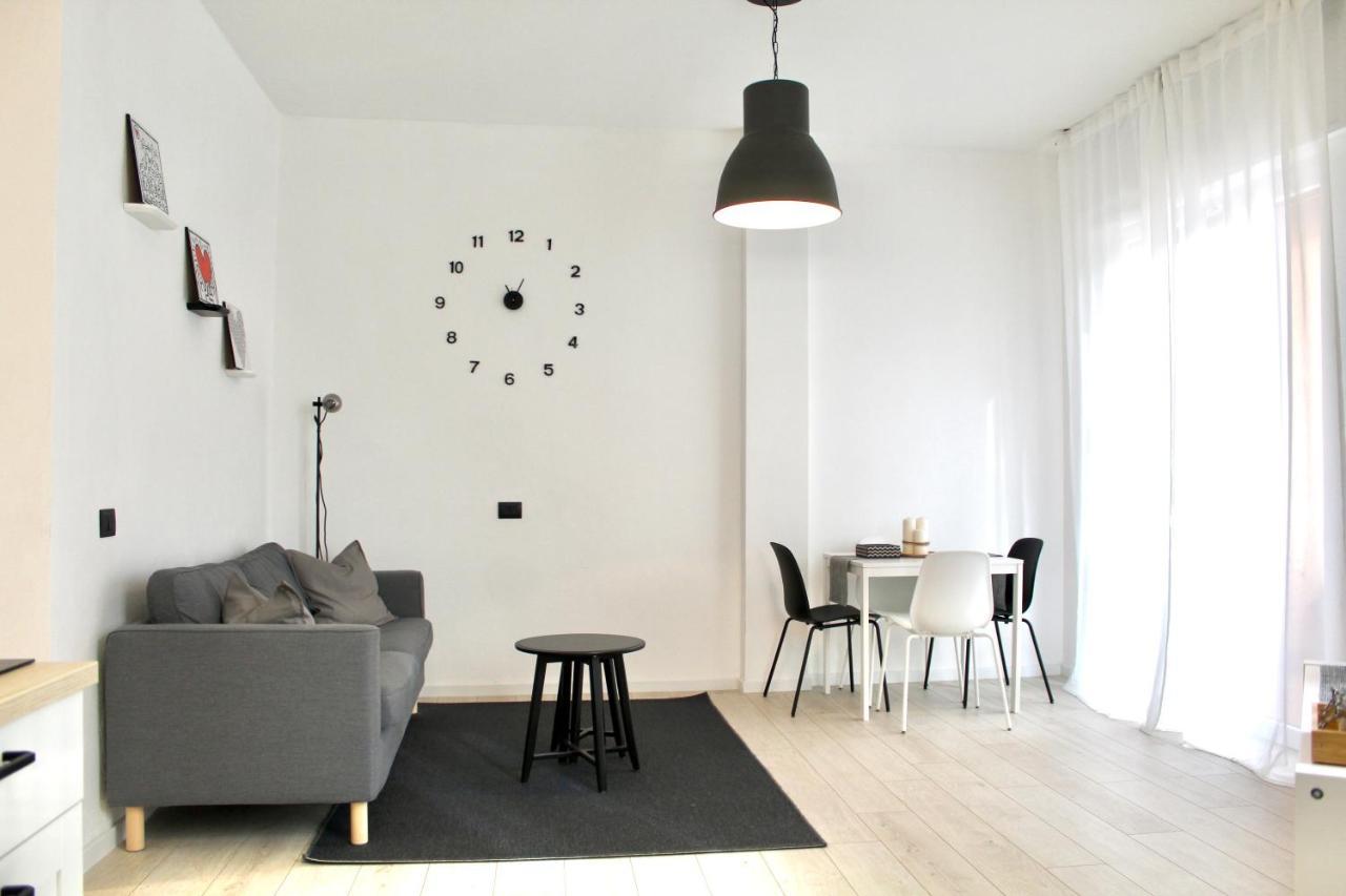 Design Moderno In Centro - Lainate- Rho Fiera Appartement Buitenkant foto